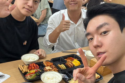 Seoul: Private Guided Tour with Custom Itinerary