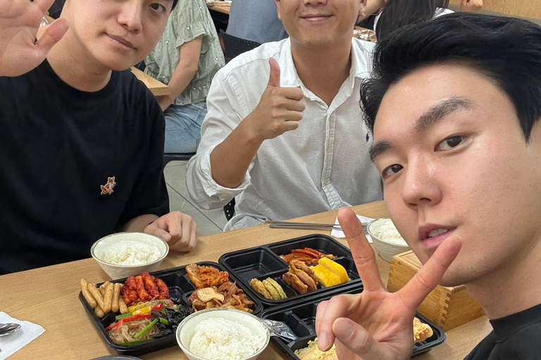 Seoul: Private Guided Tour with Custom Itinerary