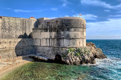 Dubrovnik: City Walls Tour for Early Birds of Sunset ChasersPrivéwandeling door de stadsmuren - Engels of Duits