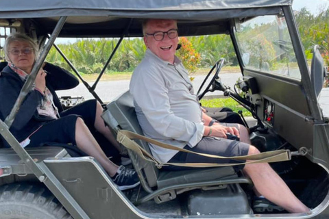 Da Nang: Son Tra Peninsula Private Romantic Sunset Jeep Tour