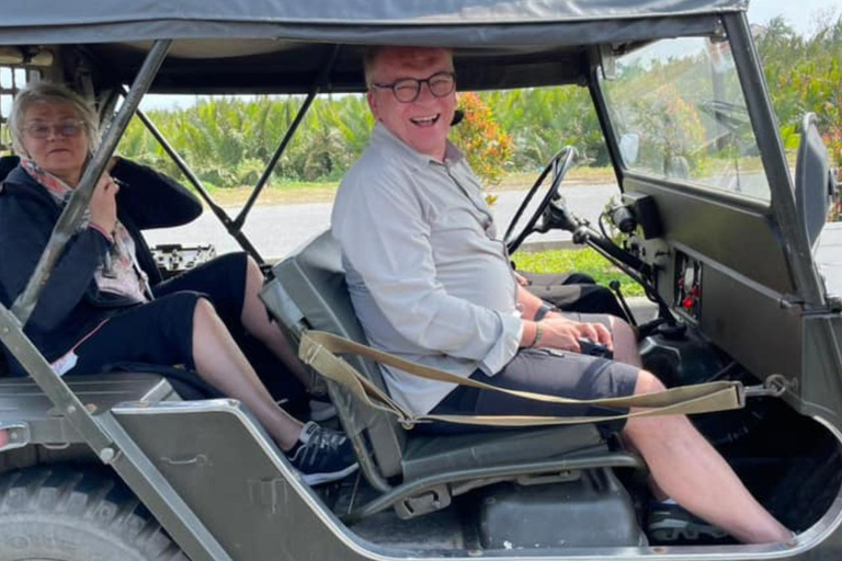 Da Nang: Son Tra Peninsula Private Romantic Sunset Jeep Tour