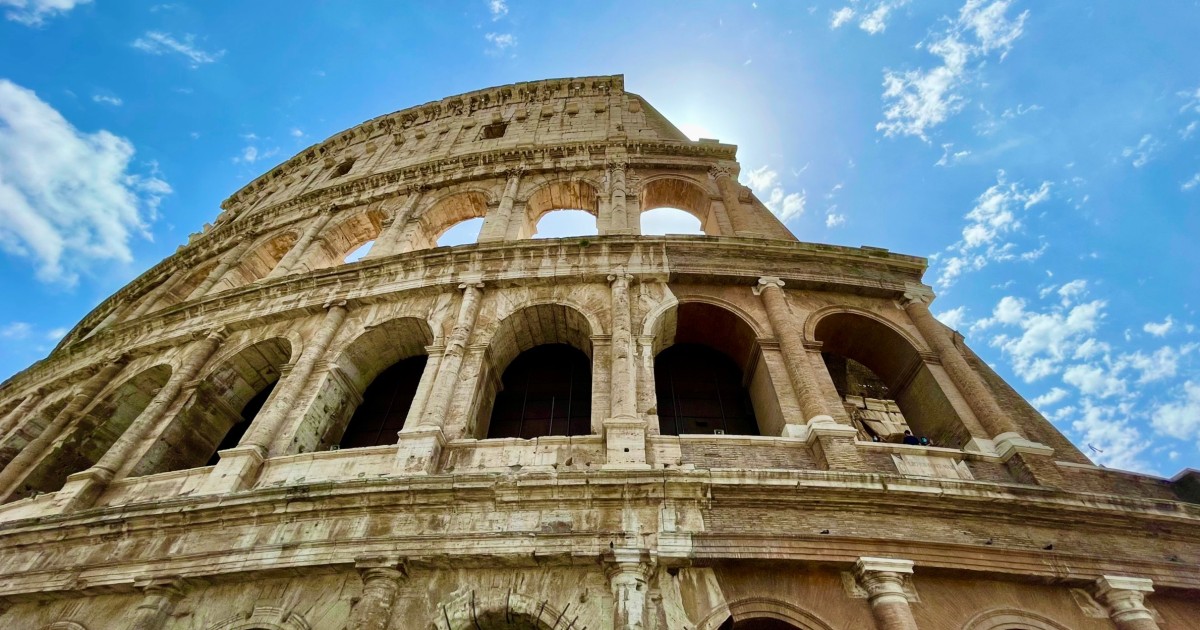 Rome: Colosseum Guided Tour with Fast-Track Entrance | GetYourGuide