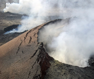 Hilo: volo per il Parco Nazionale dei Vulcani delle Hawaii