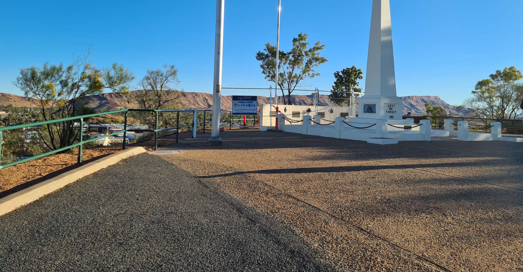 Visita guiada desde Alice Springs, West MacDonnell Ranges - Hizvo