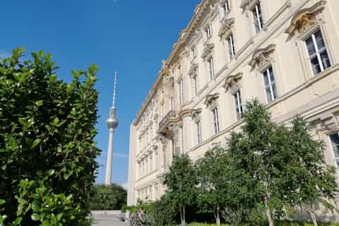 Berlin: Historic Center Highlights Walking Tour