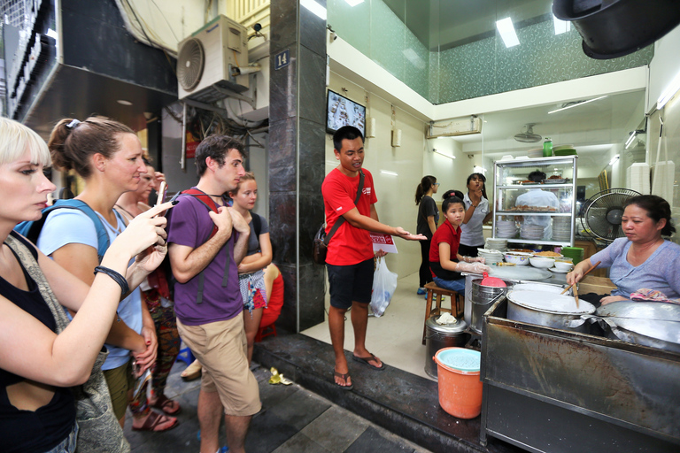 Hanoi: esperienza di street food con 5 tappe gastronomicheTour privato