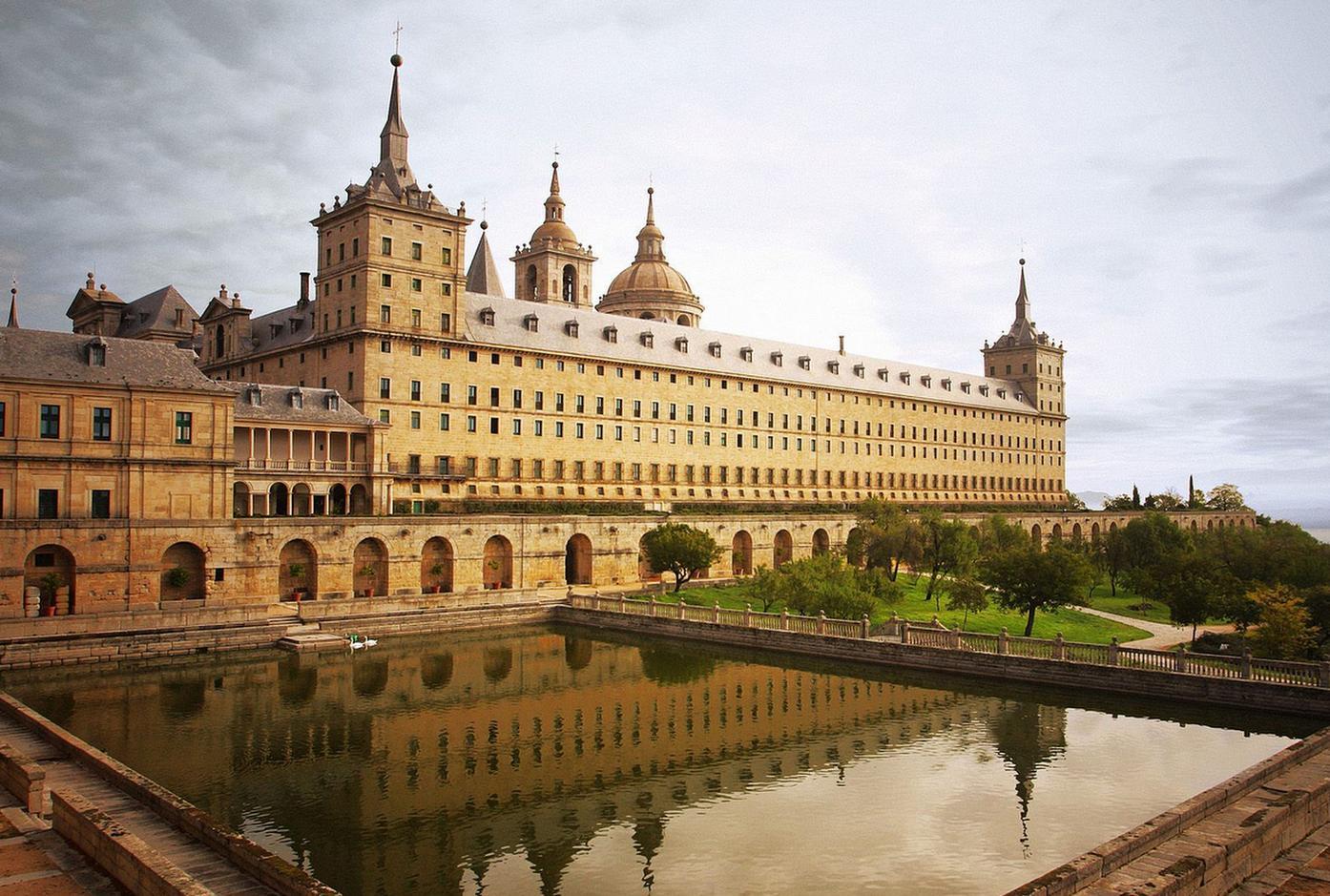 Von Madrid aus: El Escorial, Tal der Gefallenen und Stadtrundfahrt