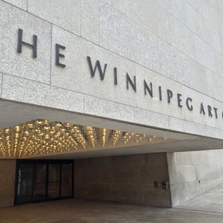 Winnipeg: Wealthy Beginnings Audio Walking Tour