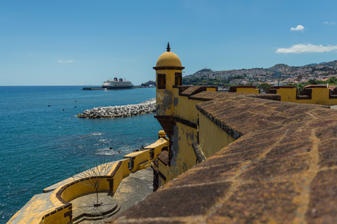 Funchal: 1 timmes privat stadsrundtur med Tuk Tuk på Tukway