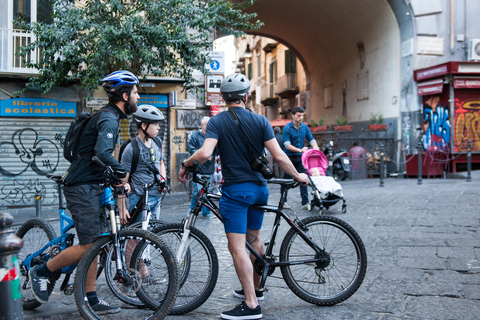 Neapel: Stadshöjdpunkter guidad cykeltur