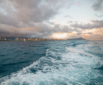 Oahu: BYOB or Cash Bar Waikiki Sunset Cruise