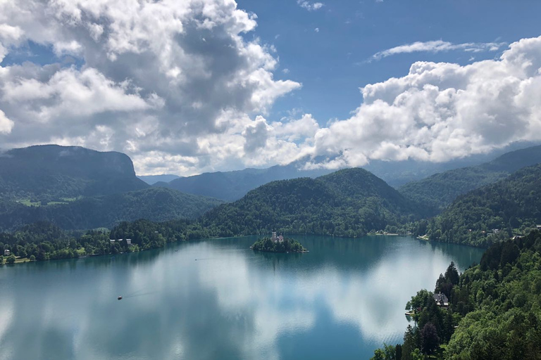 Desde Zagreb: excursión de un día al lago Bled y Ljubljana