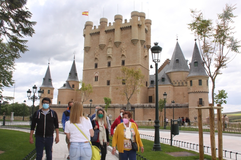Desde Madrid: tour de día completo de Ávila y Segovia