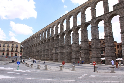 Van Madrid: dagtour Avila en Segovia