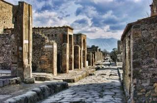 Von Neapel aus: Pompeji und Herkulaneum VIP-Tour mit Mittagessen
