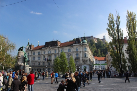 Zagreb : Excursion d'une journée à la grotte de Postojna, au château de Predjama et à Ljubljana