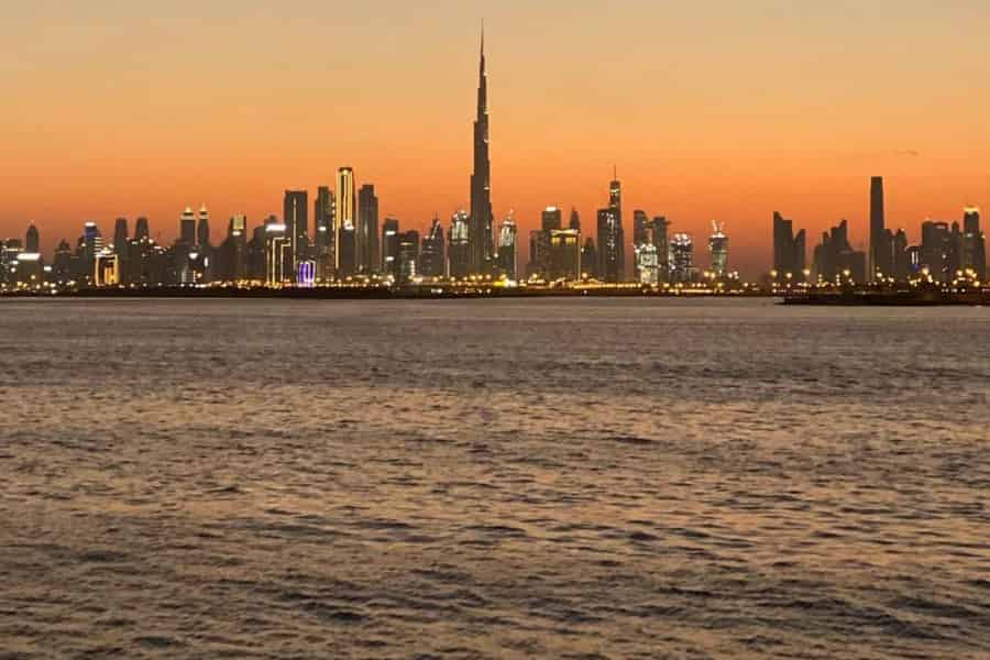 Dubai: Private Hafenrundfahrt auf dem Creek und Wasserkanal. Foto: GetYourGuide Dubai: Private Hafenrundfahrt auf dem Creek und Wasserkanal. Foto: GetYourGuide