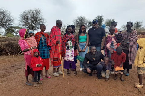 Dagsutflykt från Nairobi till Masai Cultural VillageFrån Nairobi: Masai kulturby Dagstur från Nairobi