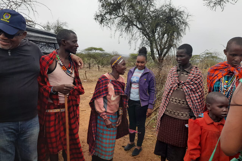 Excursão de um dia à aldeia cultural Masai saindo de NairóbiDe Nairóbi: Excursão de um dia à aldeia cultural Masai saindo de Nairóbi