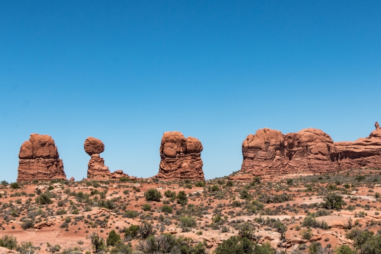 Moab: Arches National Park Self-Guided Driving Tour