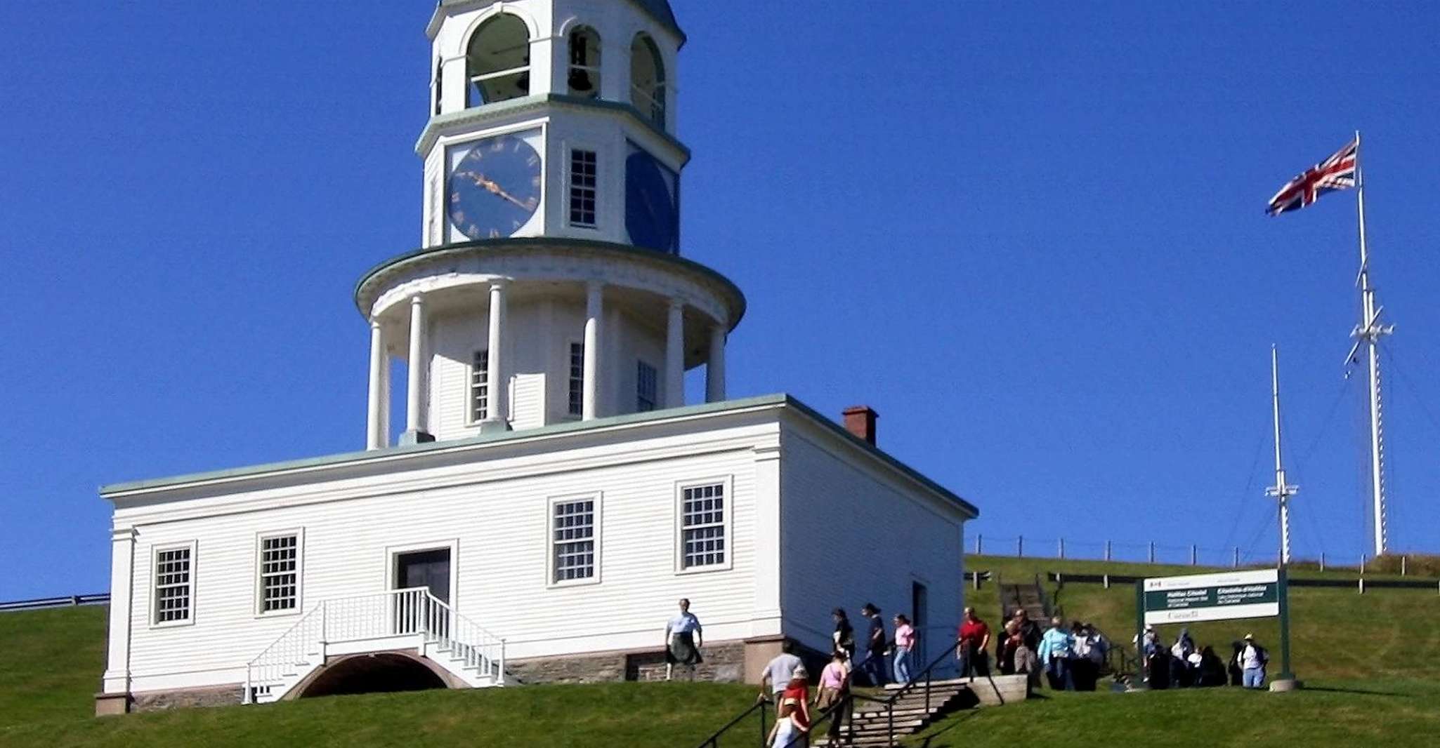 Halifax, Chiese, Giardini, & Cimiteri Smartphone Tour - Hizvo