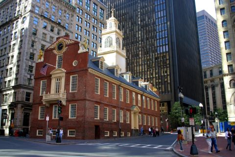 Boston: Ghost-Themed Self-Guided Walking Tour