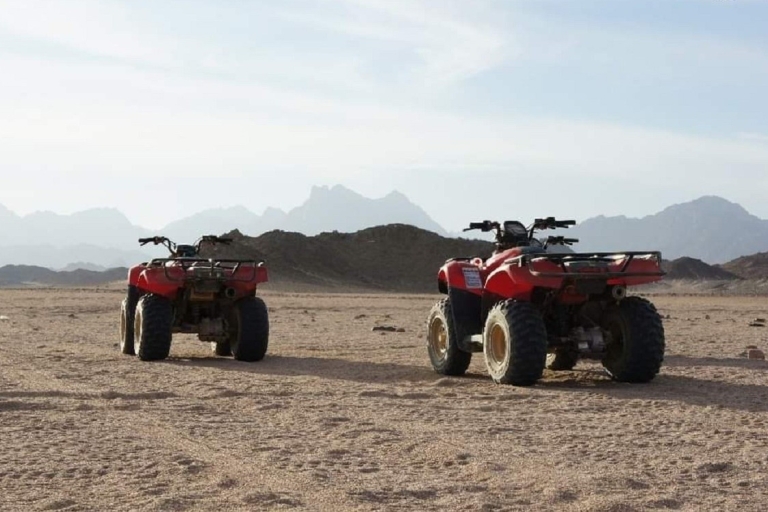 Hurghada: tour por la ciudad y safari por el desierto en quad al atardecerDe Hurghada