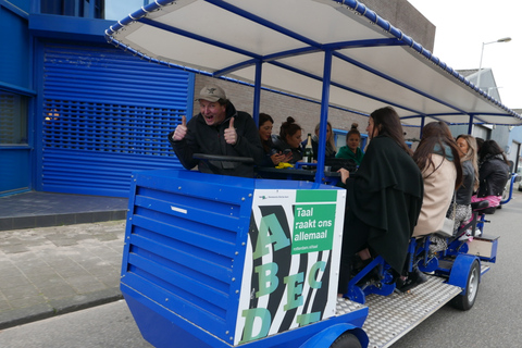 Amsterdam: Guidad cykeltur med öl eller proseccoRundtur med öl (6 personer)