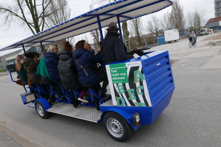 Amsterdam: Guidad cykeltur med öl eller proseccoRundtur med öl (6 personer)