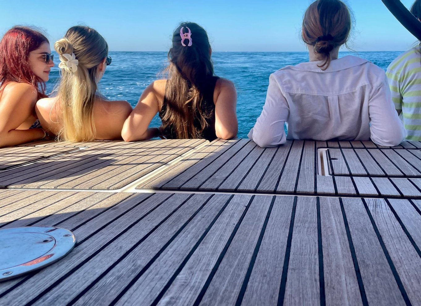 Marbella: Sejlads og delfinkiggeri med snacks og drinks