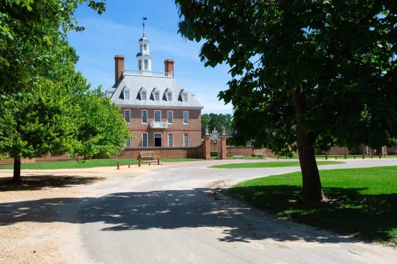Colonial Williamsburg SelfGuided Walking Tour GetYourGuide