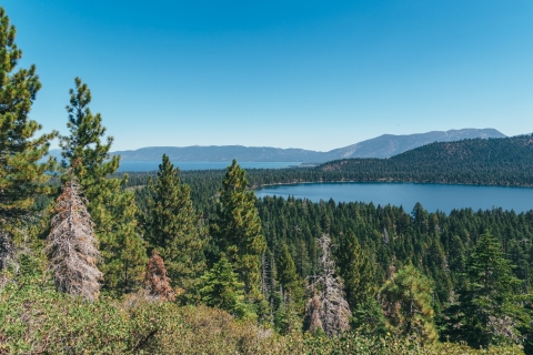 Lac Tahoe : Visite guidée en voitureLe lac Tahoe : Visite guidée autonome en voiture