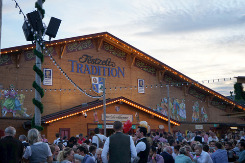 Munich: Oktoberfest Opening Weekend Tour & Guaranteed Seats