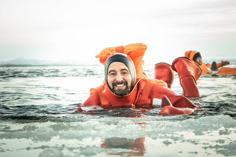 Rovaniemi : Croisière sur un brise-glace avec déjeuner et flottage sur la glaceDépart tôt le matin