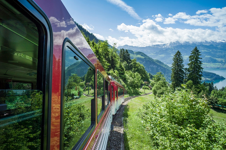 Da Lucerna: Escursione al Monte Rigi con crociera e funiviaDa Lucerna: gita di un giorno al Monte Rigi con crociera e funivia