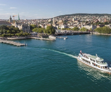 Zurich: City Sightseeing Tour with Lake Cruise