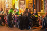 Dublin, Irish Music and Dance Show with Dance Lesson - Housity