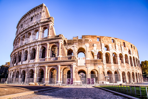 Rome: Colosseum, Roman Forum, and Palatine Hill Guided Tour