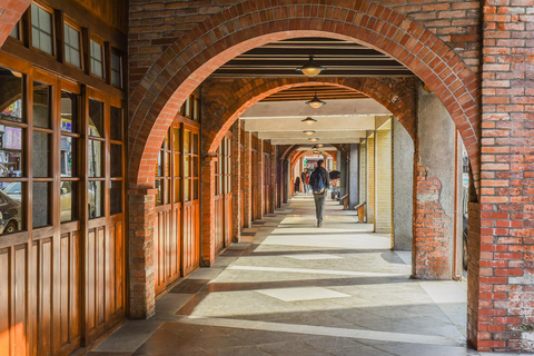 Taipei: Pineapple Cake Workshop & Historical City Tour Private: Pineapple Cake Workshop & Historical City Tour