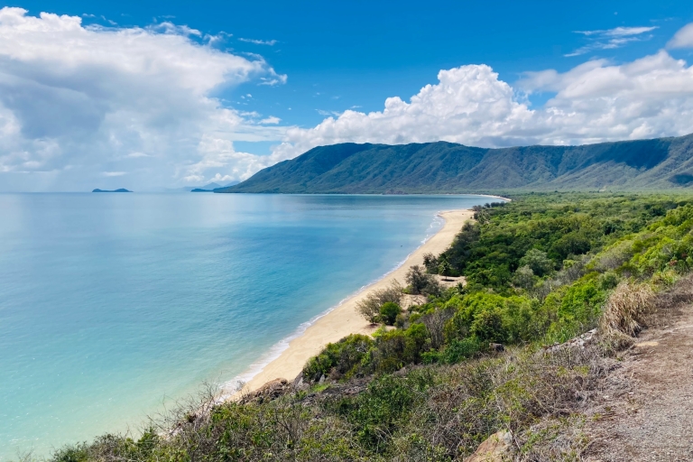 From Cairns Airport (CNS): Hotel Transfer to Port Douglas