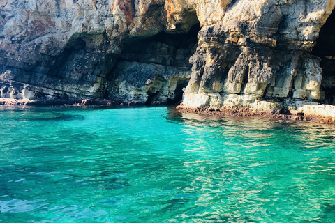 Polignano a Mare: Boat Trip, Swim & Cave with Aperitif