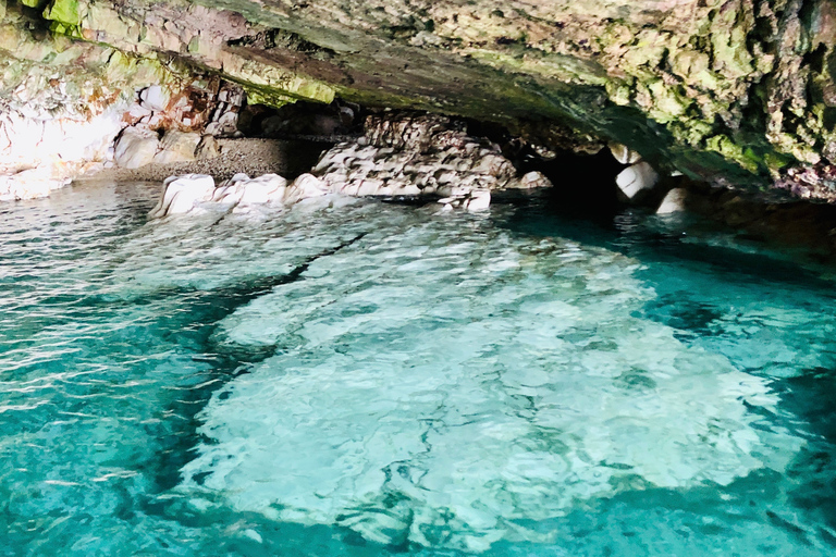 Polignano a Mare: Boat Trip, Swim & Cave with Aperitif