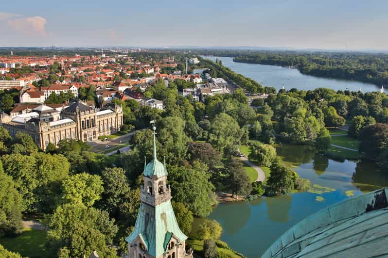 Hannover Mitte Outdoor Escape Game für Teams und Familien GetYourGuide