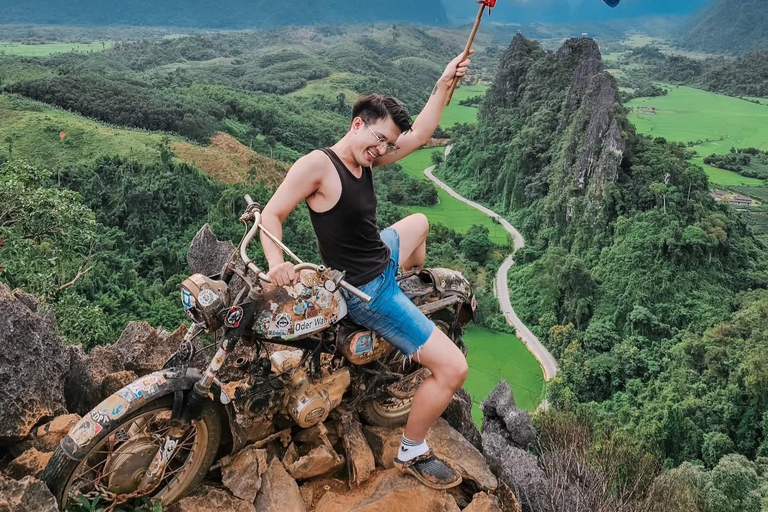 From Vientiane: Vang Vieng Day Trip, Nam Xay & Lagoon Vang Vieng Day Trip, Nam Xay & Balloon (Private)