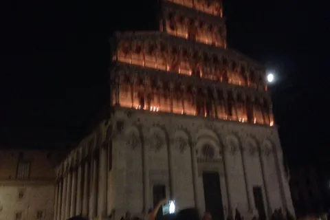 Lucca: Guided City by Night Walking Tour