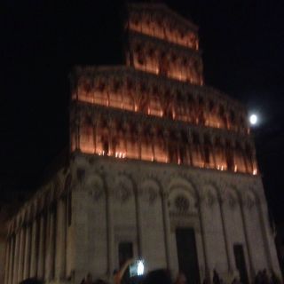 Lucca: Guided City by Night Walking Tour