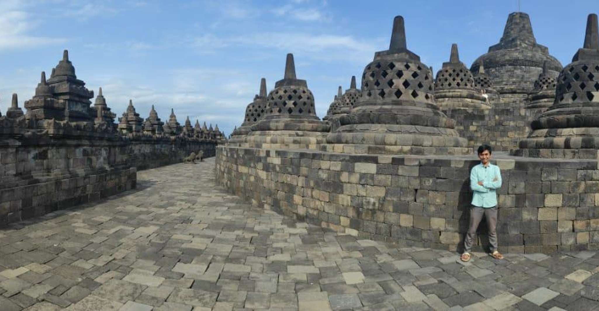 Yogyakarta: Borobudur Sunrise & Prambanan Guarantee Climb up photo 11