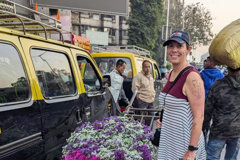 Mumbai Dawn Tour: Markets, Dhobi Ghat & Local Life
