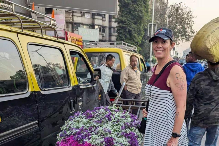 Mumbai Dawn Tour: Markets, Dhobi Ghat & Local Life