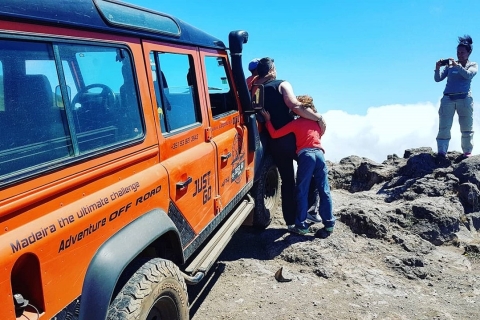 Madeira: Jeep 4x4 Old Forest Safari Tour mit Pico Arieiro